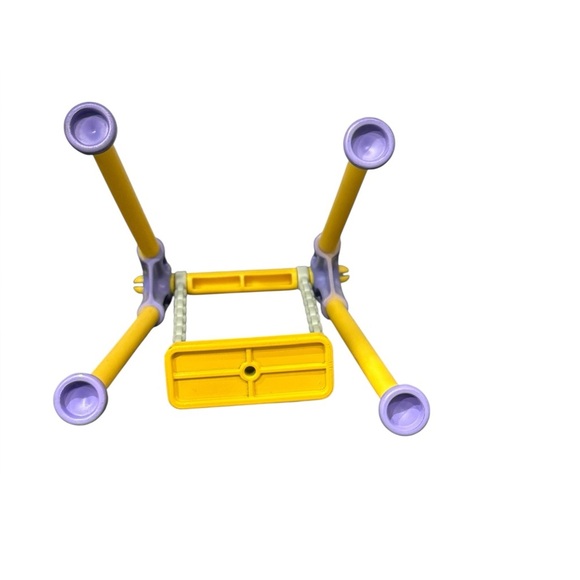 Bluey And Family Playground Swing Set Toy - Picture 4 of 4